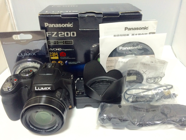 ☆未使用級保証☆Panasonic LUMIX DMC-FZ200 保証! 付属完備