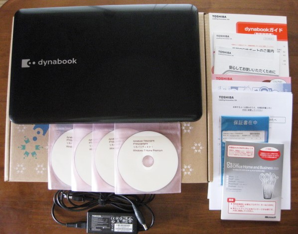 Dynabook T552/36FB　Celeron-B820 /4GB/Blu-ray/Office2010付
