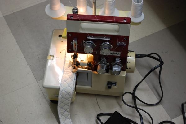 美馬精機 マミーロック 4本糸ロックミシン ML-634D