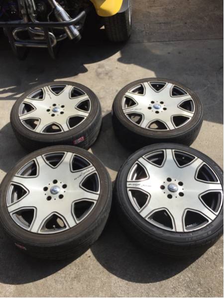 □WREST□ヴァレスト□WD-5□19×8J□アルファード等に Wrest