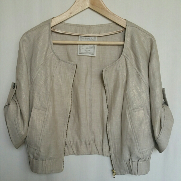 BEARDSLEYビアズリ/ショート丈ブルゾン麻混ベージュゴールド美品