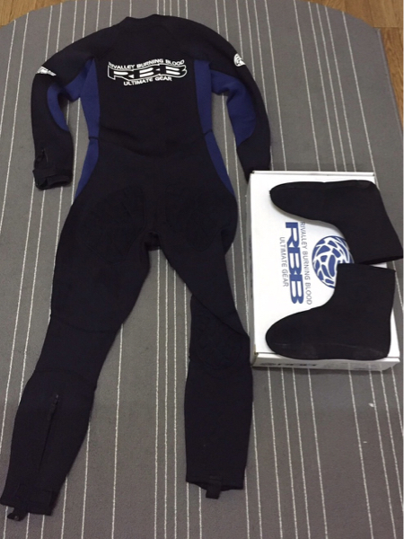 RBB(リバレイ)ウエットスーツ(M) BLK/ネイビー 8570 ヒラスズキ