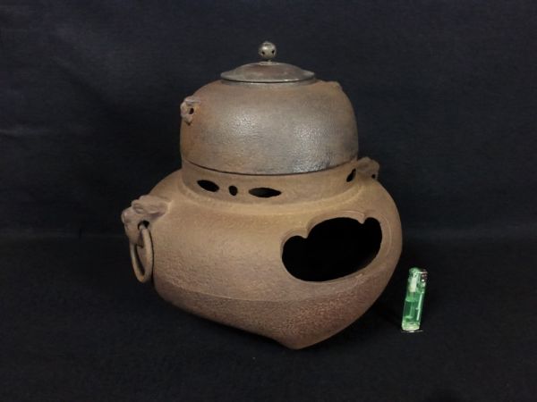 茶道具 鬼面風炉 切合釜添『柚膚真形釜 鬼面鐶付 唐銅