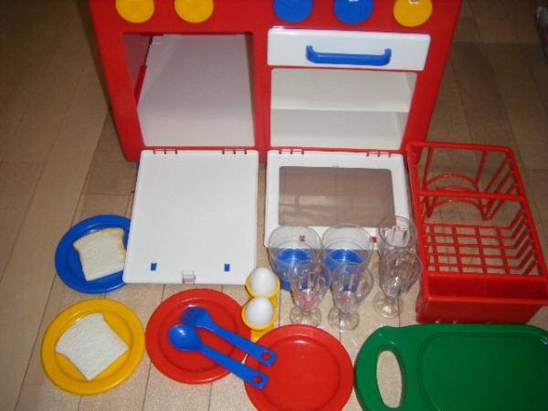 ボーネルンド　キッチンセンター　ダントーイ　中古　赤　オマケ