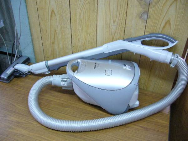 Panasonic MC-PA21G ◆紙パック式掃除機◆(A160679)