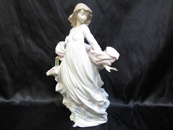 中古】LLADRO リヤドロ 春の輝き #5898 フィギュリン 春の輝き 中古】LLADRO リヤドロ 春の輝き #5898 フィギュリン 春の輝き