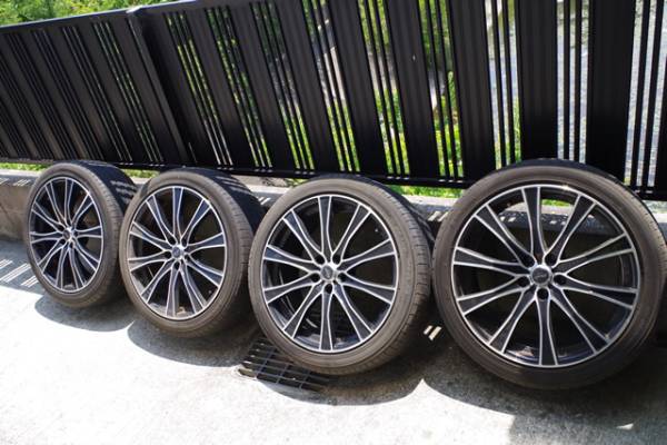 19アルミ+タイヤ 225/45R19 アルファードヴェルファイア 送5千