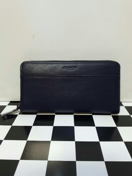 コーチ長財布 スポーツカーフ ネイビー 新品