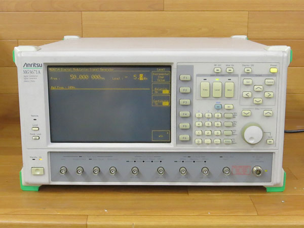 NE87057◆Anritsu/アンリツ シグナルジェネレーター MG3671A