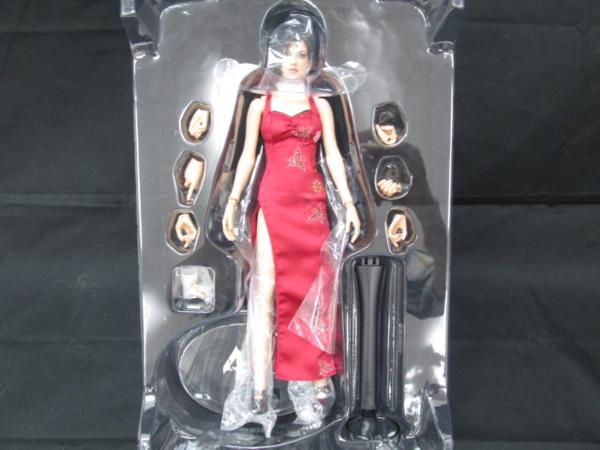 ●0.11　バイオハザード4 エイダ・ウォン 1/6 フィギュア