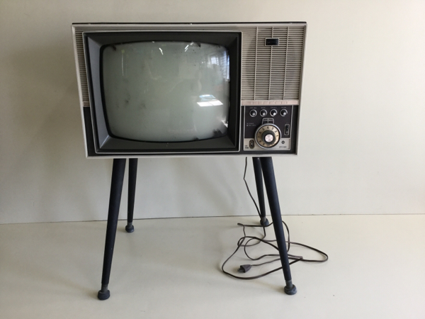 昭和レトロテレビ 日立 ブラウン管テレビ Yahoo オークション - 日立