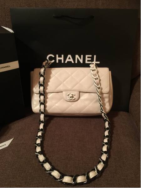 本物！シャネルCHANELチェーンバッグ