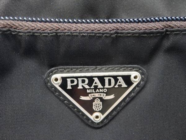 プラダナイロンポシェットショルダー黒美品