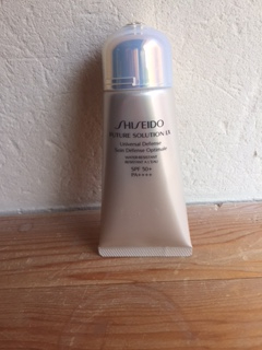 フューチャーソリューション LX SHISEIDO ユニバーサル LX