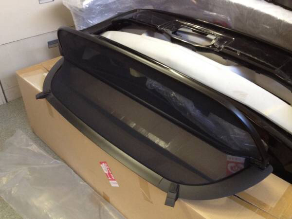 新品！AMGベンツR230SLウィンドディフレクター ドラフトストップ