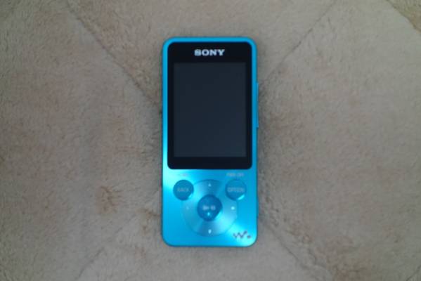 ソニー　ウォークマン　NW-S784K　（色：ブルー）