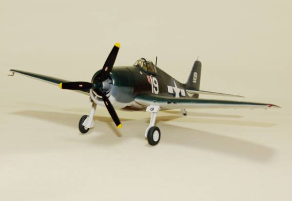 エデュアルド　1/72 　ヘルキャット_1