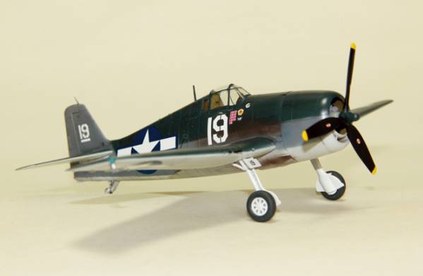 エデュアルド　1/72 　ヘルキャット_3