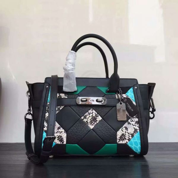 コーチ キルト スワッガー 0 スワッガー27 中古 キャニオン COACH 
