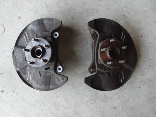 ＢＰ５レガシィ前期ターボ用フロントハブ・ナックルセット