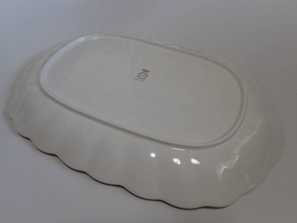 ☆憧れの器 新品【ナルミ ミラノ プラター38㎝ BONECHINA】☆ ☆憧れの器 新品【ナルミ ミラノ プラター38㎝ BONECHINA】☆
