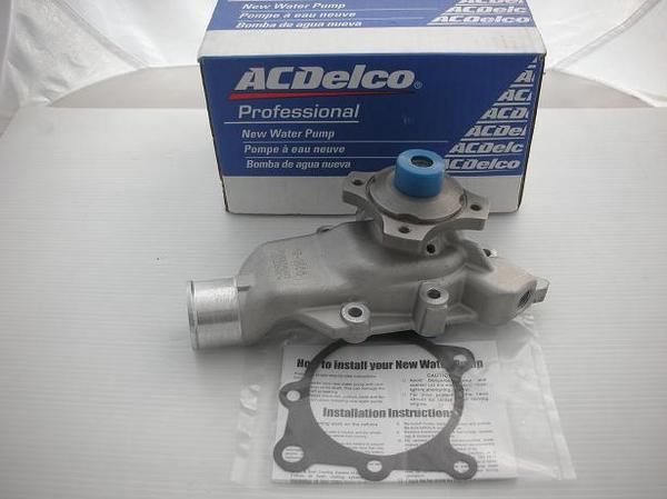 送無♪ラングラージープ　グランドチェロキー　ウォーターポンプ