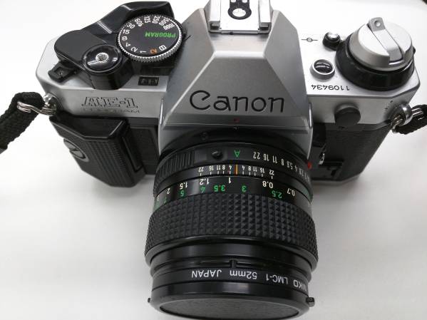 CANON　AE-1　中古　50㎜　1:1:14　　