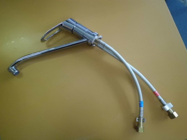 KVK シングルレバー式混合栓 キッチン 台付 水栓 KM556