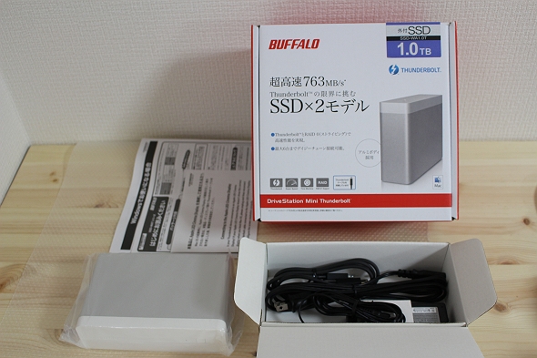 ★Buffalo Thunderbolt用 外付けSSD RAID0 1TB SSD-WA1.0T★