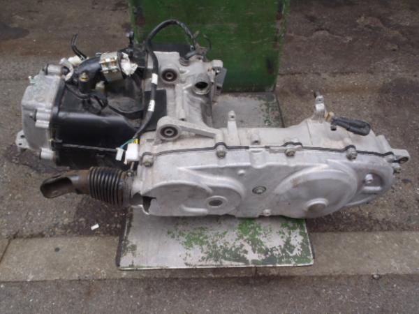 キムコ・レーシング150FI RFBSR30BB 【エンジン】