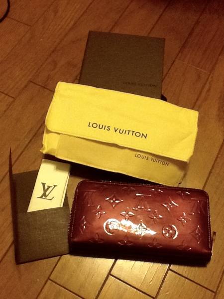 美品【LOUIS VUITTON】ヴェルニ ジッピー エナメル長財布/M91536
