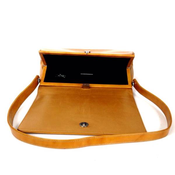 プラダ がま口ショルダーバック 335E45r