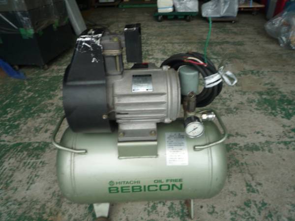 日立　コンプレッサー　０・４ＯＰ－７Ｔ