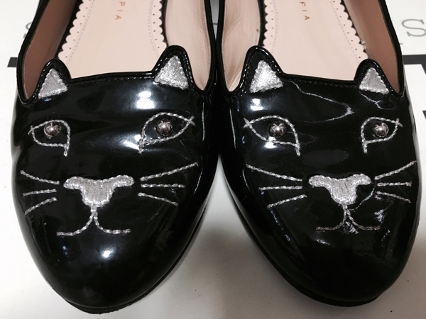 シャーロットオリンピア kitty フラット スタッズ レザー シャーロット