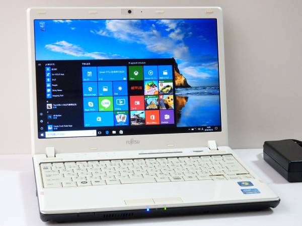 LIFEBOOK PH74/C★Core i3★Win10★2G/500G/12.1W LED 薄型/WLAN