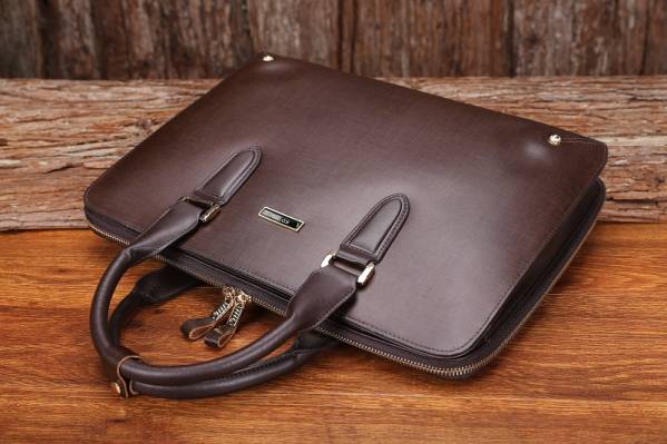 100％正規■スペイン製 牛革 マルチビジネスバック■品質保証^^