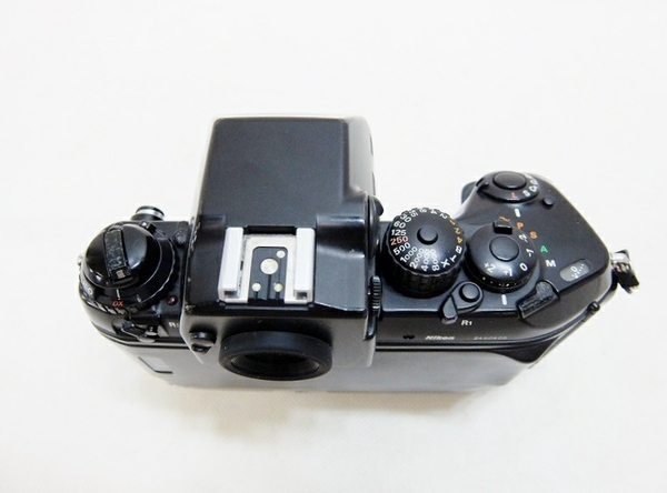 新作登場，得価 ジャンク Nikon F4 フィルム カメラ ボディ 一眼 機器