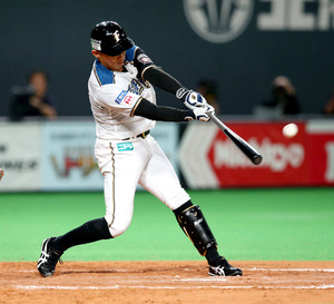 日本シリーズ 10/27 第5戦 3塁側 日本ハム対広島 S席連番ペア