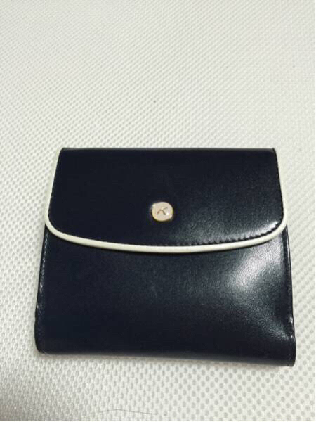 キタムラ2つ折り財布