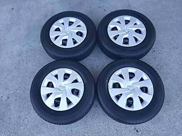 ★新車外し　ヴィッツ　後期　純正　１３０　175/70Ｒ-14　
