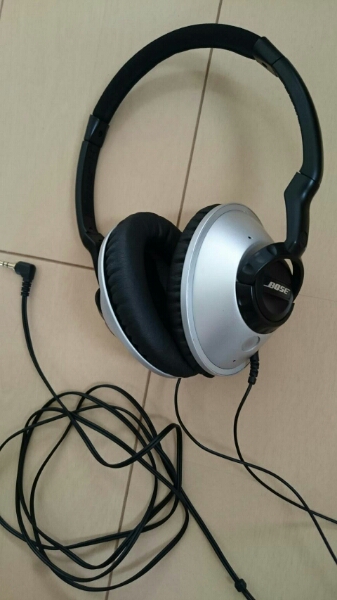 ボーズBOSEヘッドフォン トライポート ヘッドホン