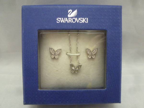 f232-1611-166* スワロフスキー ピアス ネックレス セット