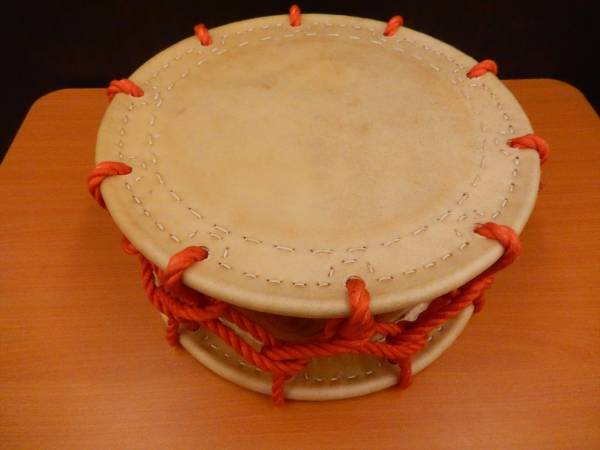 伝統芸能 締太鼓 和太鼓 バチなし 打面34cm 和楽器 打楽器 お祭り 練習