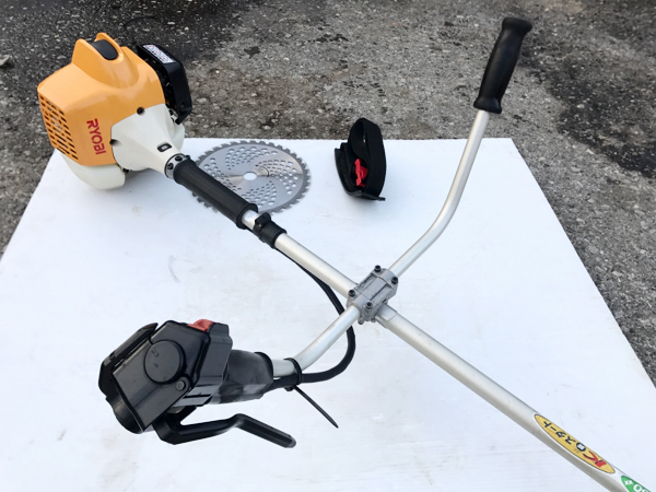 ☆燃費30%アップ！ RYOBI EKK2620 軽スタート搭載軽量草刈機☆