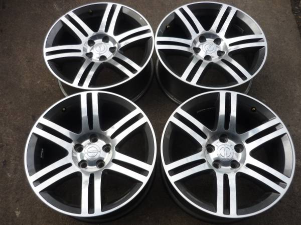 ★激安　美品　クライスラー　純正アルミ！　希少