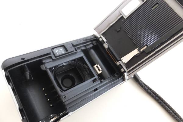 中古(訳あり)☆コニカ ビッグミニF 35mm F28 カメラ☆ 家電、AV