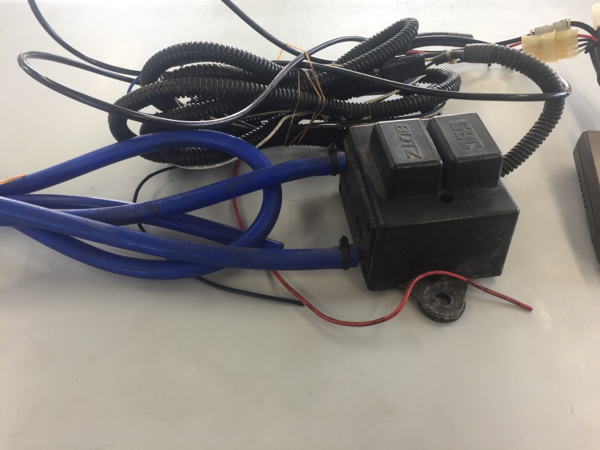 ☆ブリッツ BLITZ ブーストコントローラー DUAL SBC ブーコン