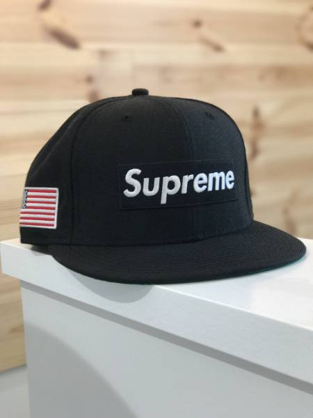 シュプリーム ニューエラ キャップ ブラック