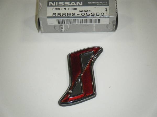 DR30スカイライン ［ Ｓ ］マーク エンブレム 純正 新品 製廃品