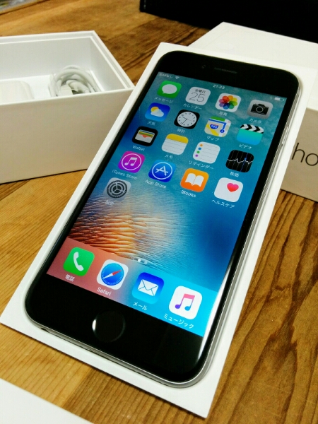 【送料無料】docomo iphone6 64GB グレー